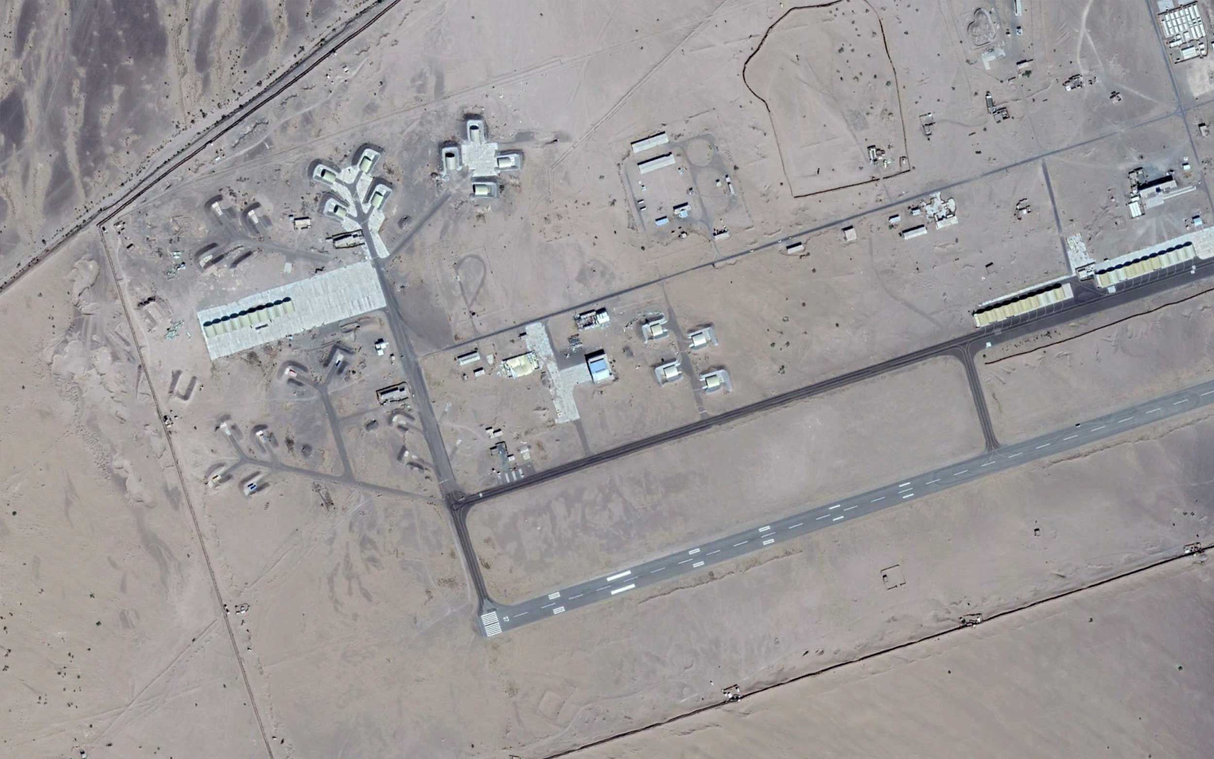 IOMAX-AT-802i-Al-Anad-military-base-geolocation-satellite.jpg